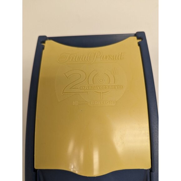 Hasbro 2002 Trivial Pursuit 20th Anniversary Game Replacement Card Dispenser - Picture 2 of 6